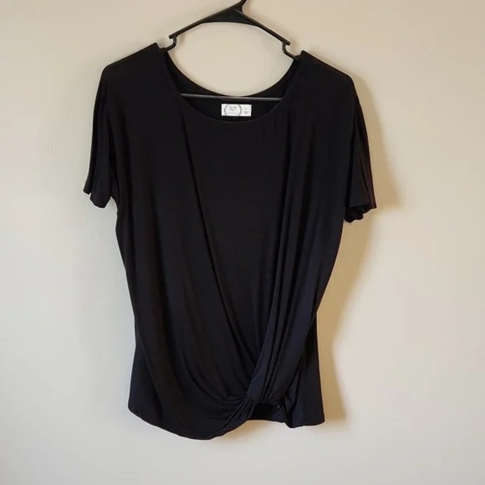 Women’s Black Short Sleeve Twist-Knot Tee